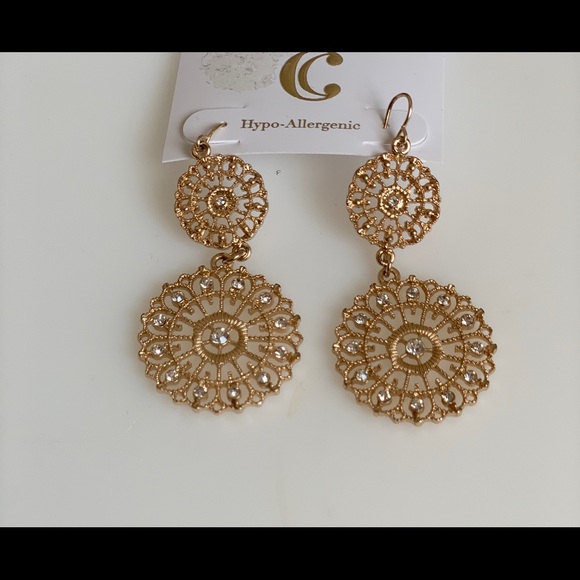 2 pairs of Chandelier Earrings Charming Charlie - Picture 2 of 4
